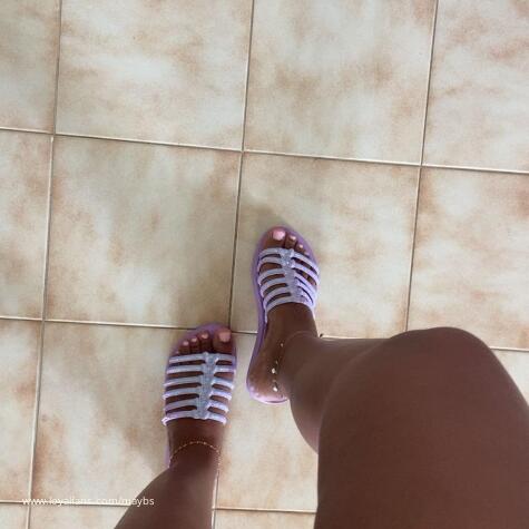 May feet avatar