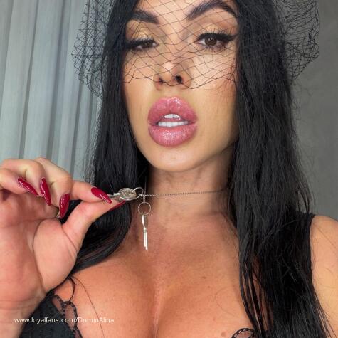 DominAlina avatar