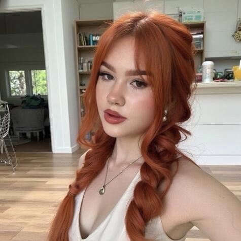 Seductressemberr avatar