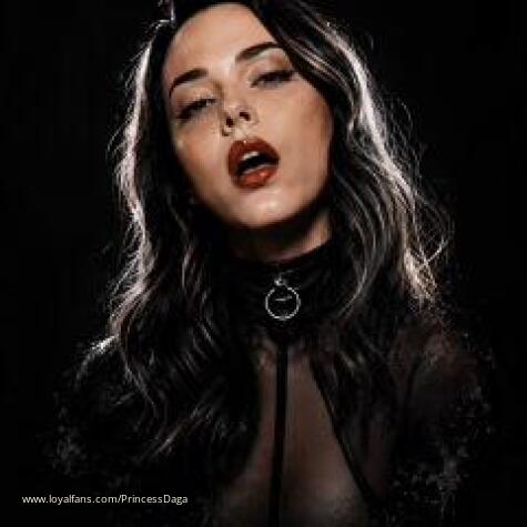Mistress Maxene Glass avatar
