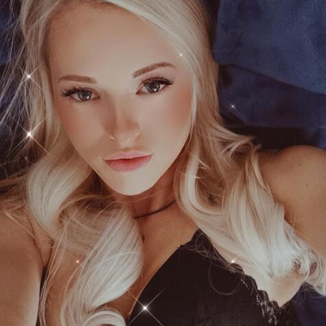 PeachyJess123 avatar