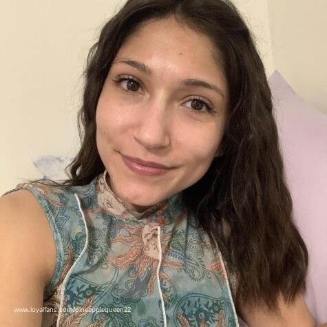 pineapplequeen22 avatar