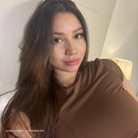 BellaBardi avatar