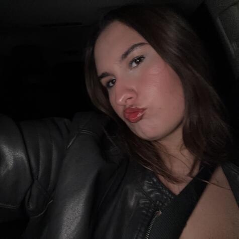 Queenell27 avatar