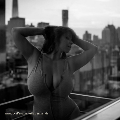 Mistress Vanda avatar