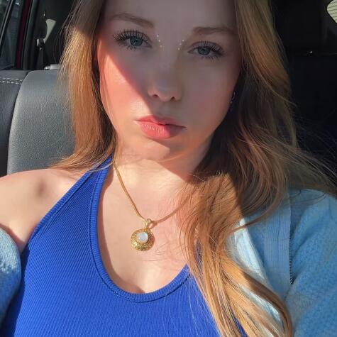 Lady Luxe Em avatar