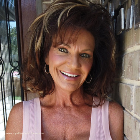 Deauxma’s Official Social Fan Page | LoyalFans