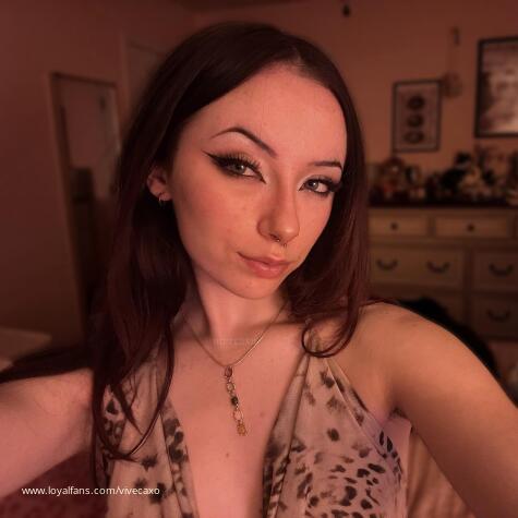 Viveca Findom Brat avatar