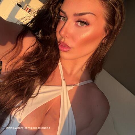 Goddess Shaina avatar