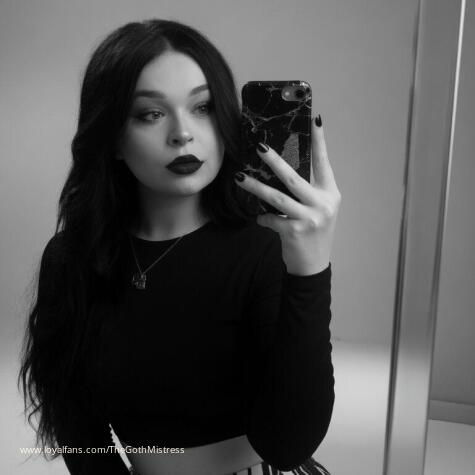 The Goth Mistress avatar