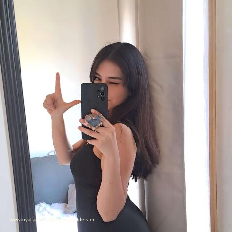 Goddess M Findom Latina Brat avatar
