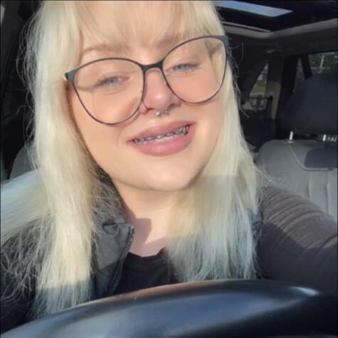 Blondemomma420 avatar