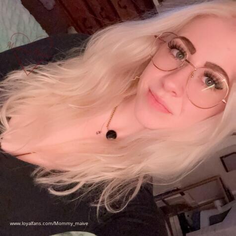 Mommy Maive avatar