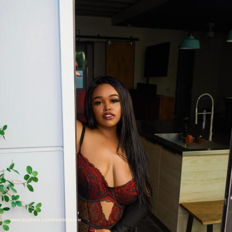 RealDeeMarie avatar