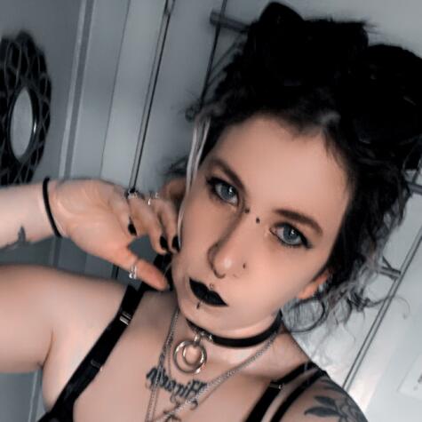 GraveRot avatar