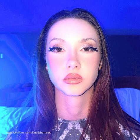 Your Queen Naamah avatar