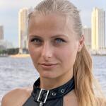 Crystal blond avatar