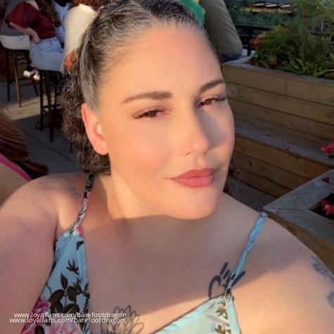 Goddess Kay The Barefoot Dragon avatar