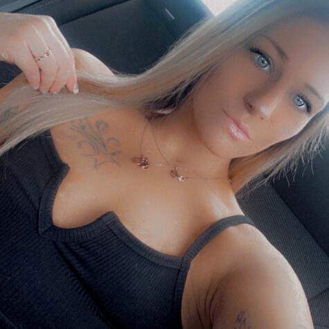 Blonde Barbie 94 avatar