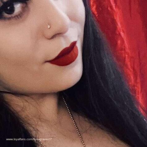 Luna Graves avatar