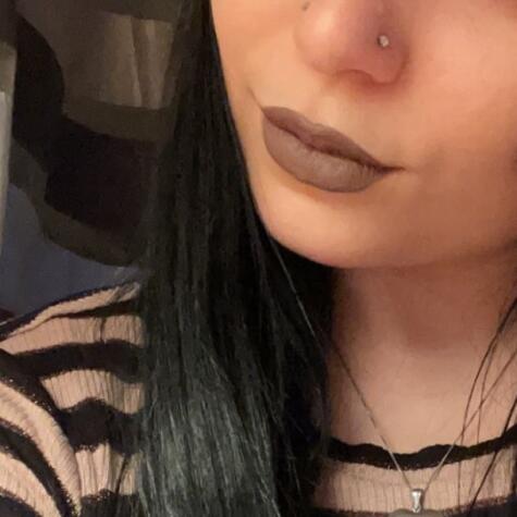 Luna Graves avatar
