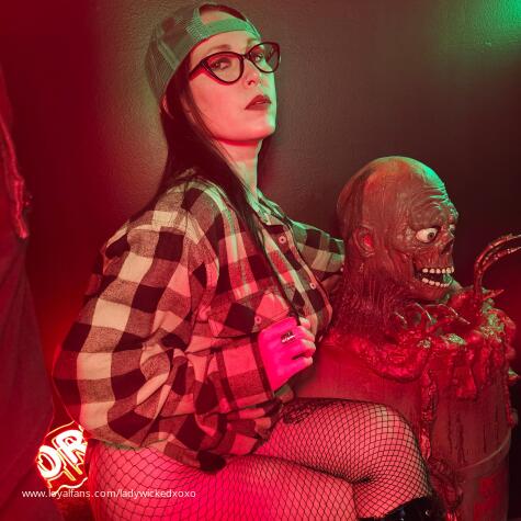 Lady Wicked avatar