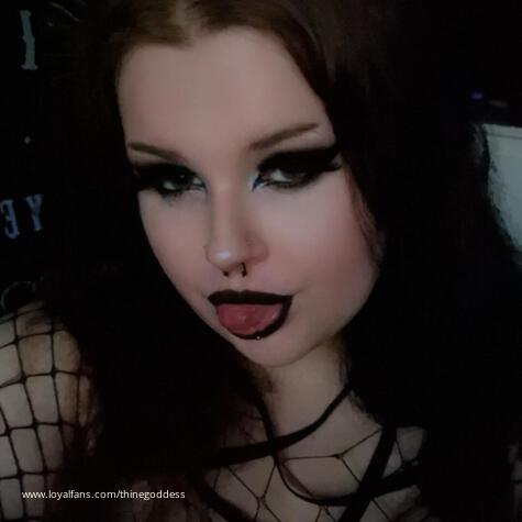 ThineGoddessBel avatar