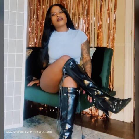 Princess Charni Ebony Femdom avatar