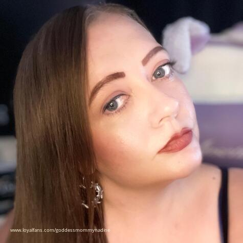 NadineDomGoddess avatar