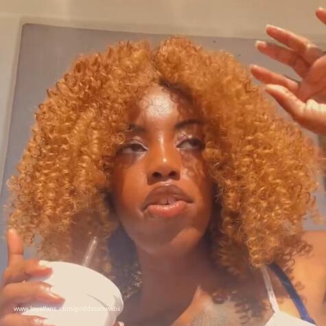 GoddessNewbii avatar