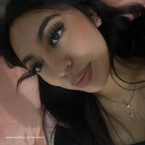 Emelyxx avatar