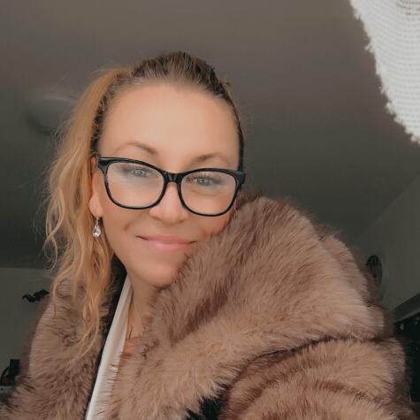 Milfka avatar