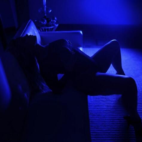 BlndiBluHotWife avatar