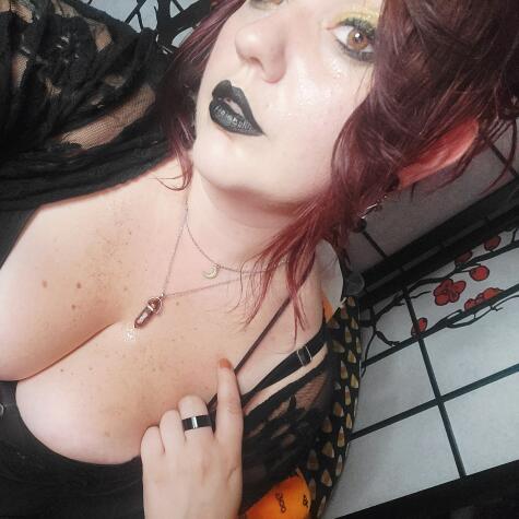 Hellmyra avatar