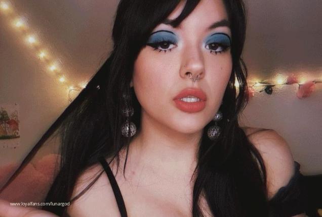 Findom Goddess Lunar Live Stream - Watch Findom Goddess Lunar Live