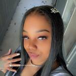 Mistress Raven Deville avatar