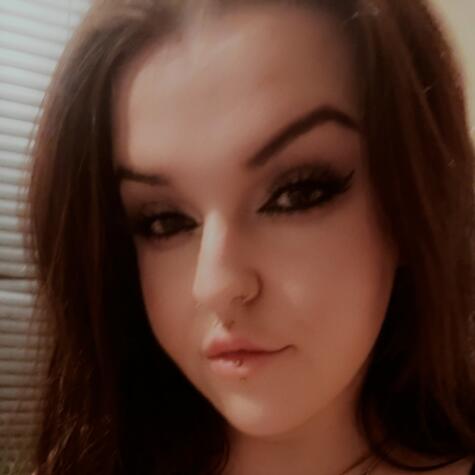 Curseofcurvess avatar
