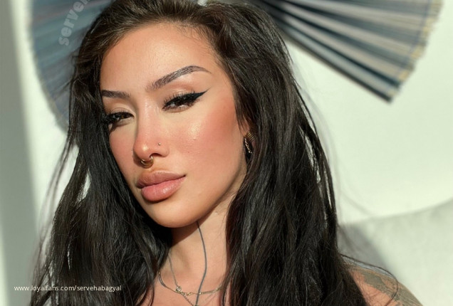 Latex Gimp gets foot slave training - Mistress Max Official Profile