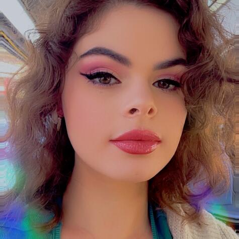 RosemaryRose avatar