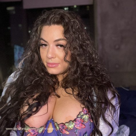 MagicThroatXo avatar