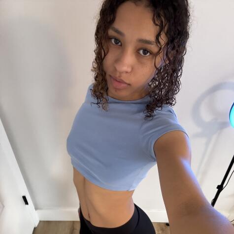 mayzeeomg avatar