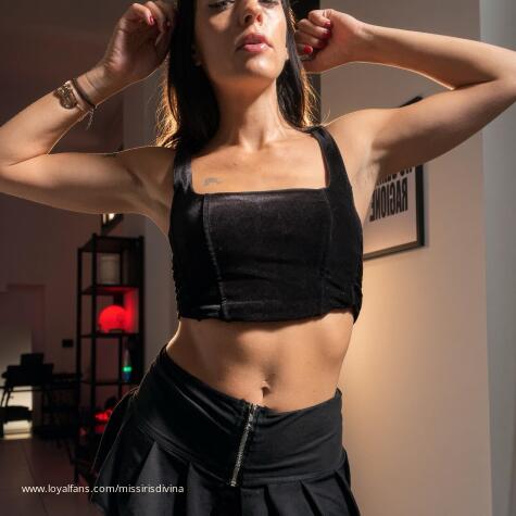 IrisDivina avatar
