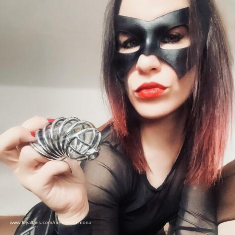 Mistress Demona avatar