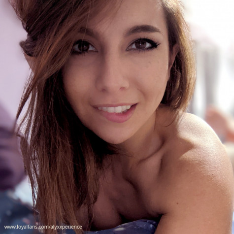 AlyXXperience avatar