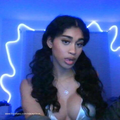 xLaceyclove_ avatar