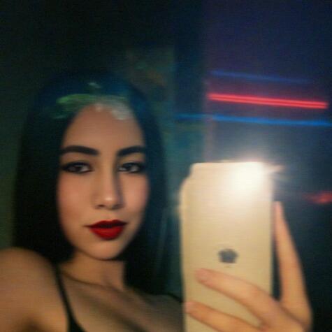 LizzyGmz24 avatar