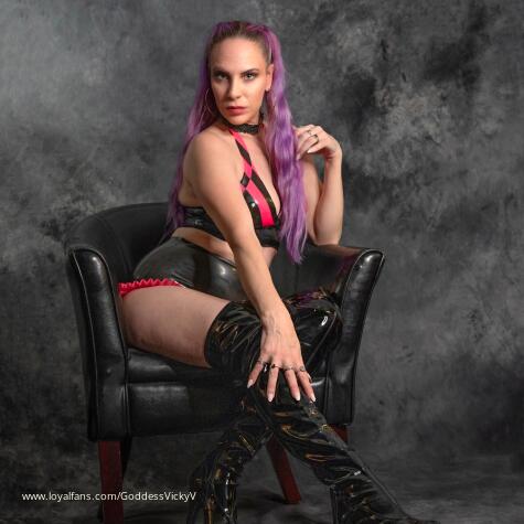 Goddess Vicky Vix Femdom and Fetish avatar