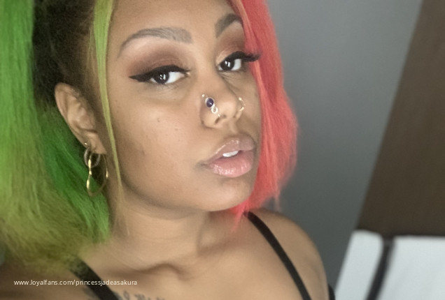 Thick Thigh Worship - Princess Jade Asakura Official Profile | www