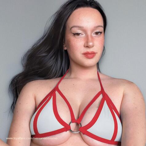Princess Nessa Findom Femdom avatar