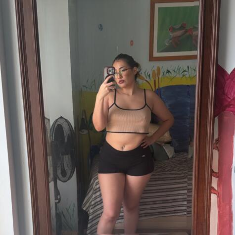 Young Latina  avatar